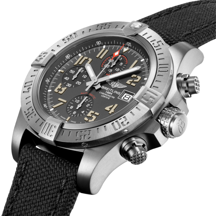 With its 45 mm, its ultra-sturdy and light satin-brushed titanium case, its gray dial with aviation-inspired stencil-type numerals and its high-performance movement, the Avenger Bandit embodies the world of daring feats and extreme missions. An authentic instrument for professionals, this gem of power and technicality (water-resistant to 300 m/1,000 ft) is fitted with an exclusive strap combining rubber with high-tech Military textile fiber to ensure maximum sturdiness and comfort. The entire spirit of naval aviation on the wrist.