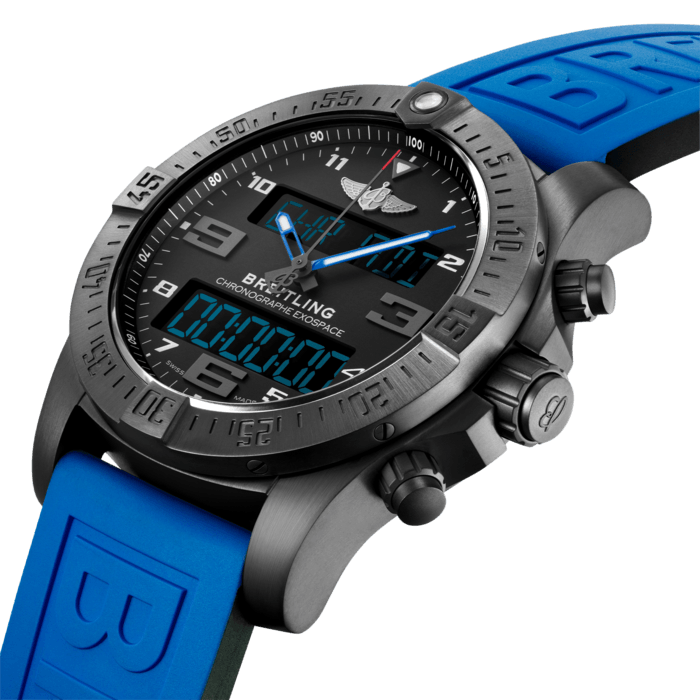 In creating its first connected chronograph, Breitling places the smartphone in the service of the watch so as to enhance its functionality. The Exospace B55 houses an exclusive caliber equipped with a range of original functions tailor-made for pilots and yachtsman: an electronic tachymeter, a ”countdown/countup“ system, a “chrono flight” and “chrono regatta” device for recording flight and regatta times, respectively, while memorizing departure and arrival times. The user-friendliness of this model is enhanced by the simple and logical control mode, and two ultra-legible LCD screens with backlighting system that can be activated by pressing the crown or tilting the wrist. This futuristic, high-tech innovation features a titanium case with rider-tab bezel as well as a sturdy, sporty strap.